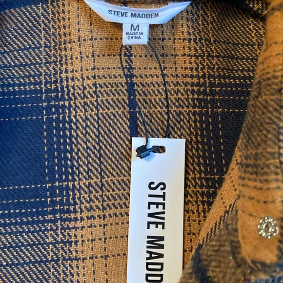 Sofia Plaid Flannel Shacket - Steve Madden - Medium - Picture 5 of 8